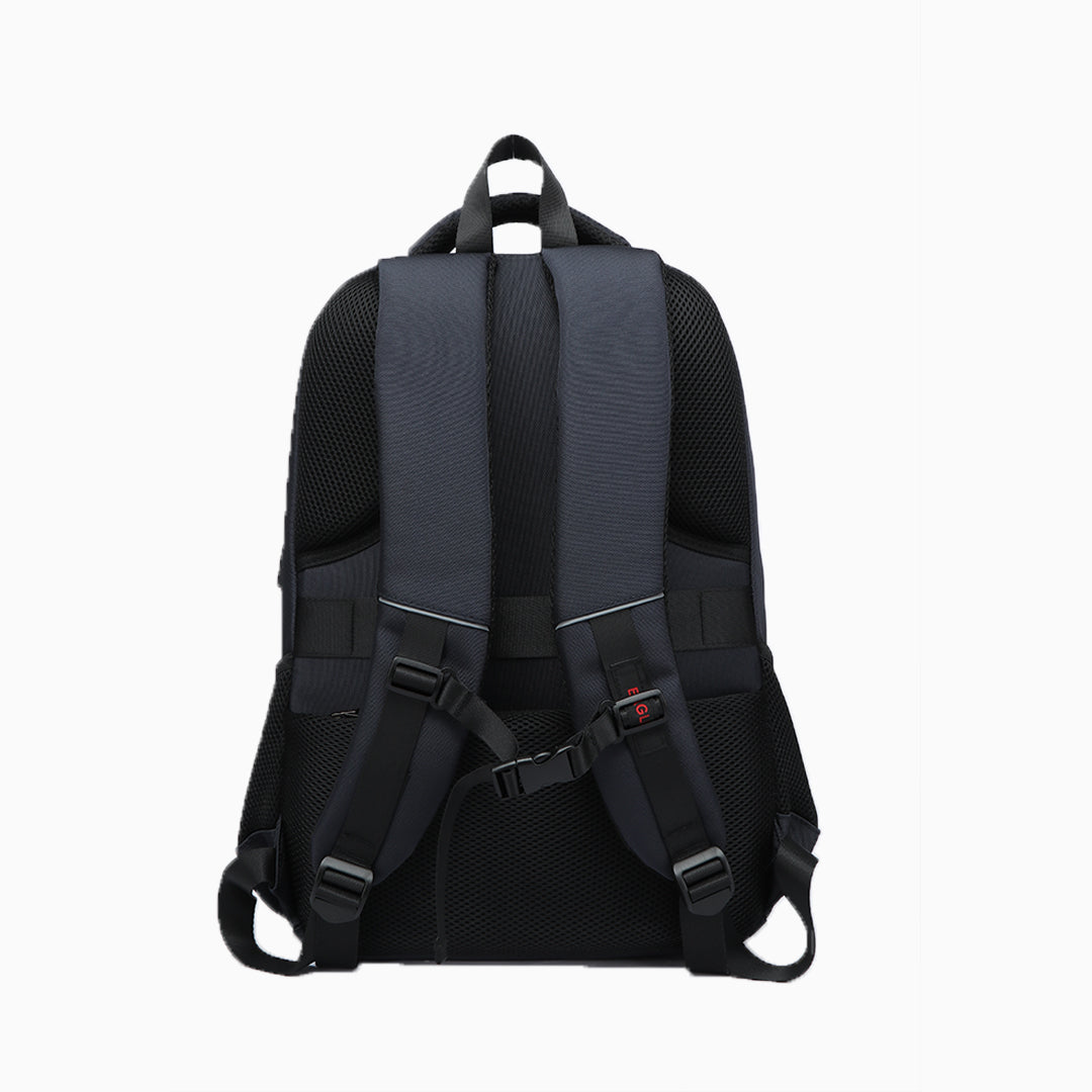 Camden Defender Tactical Backpack: image 3