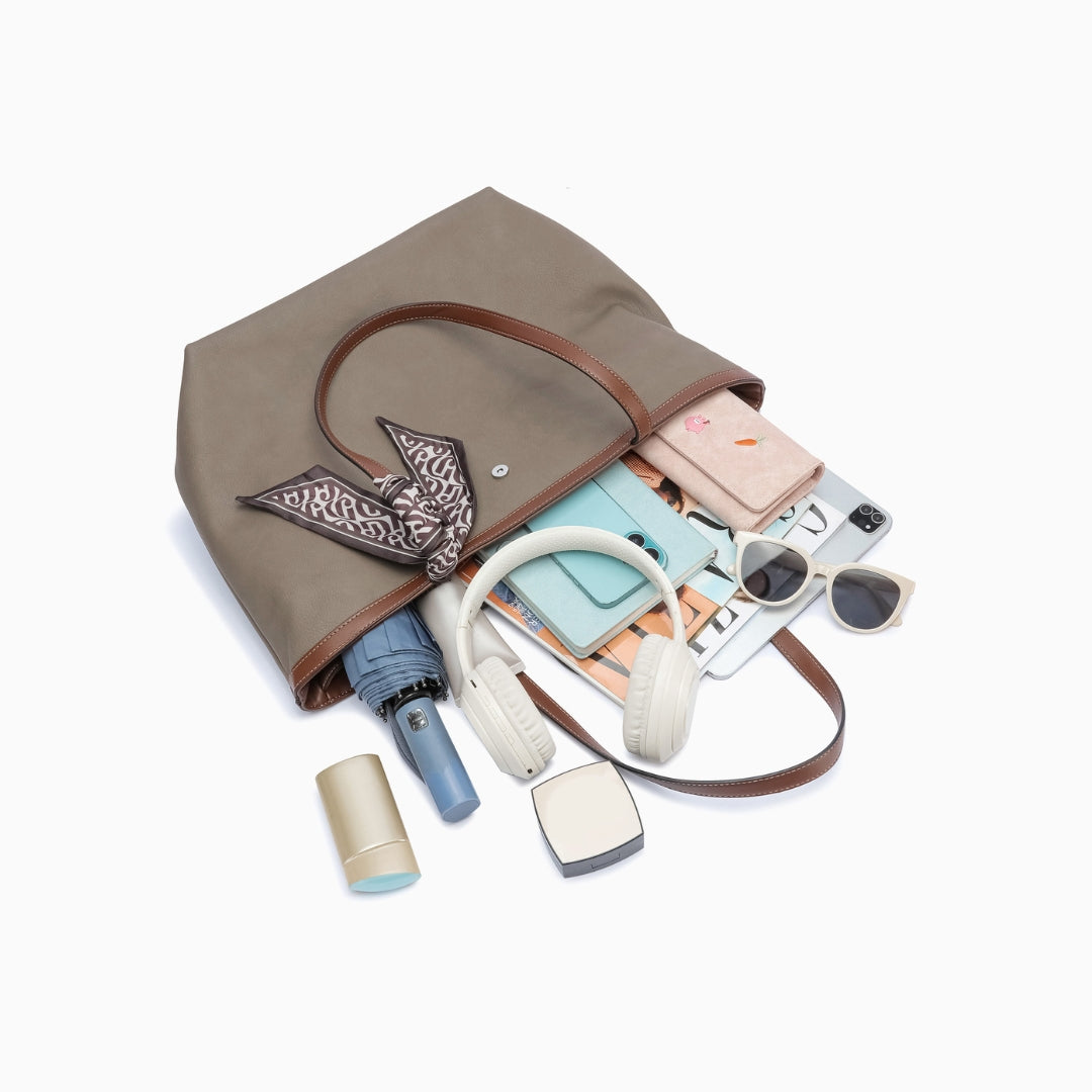 Jermyn Tote: Olive, view 4