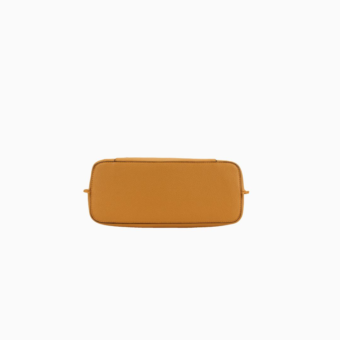 Chester Pebbled Zip Tote: Gold