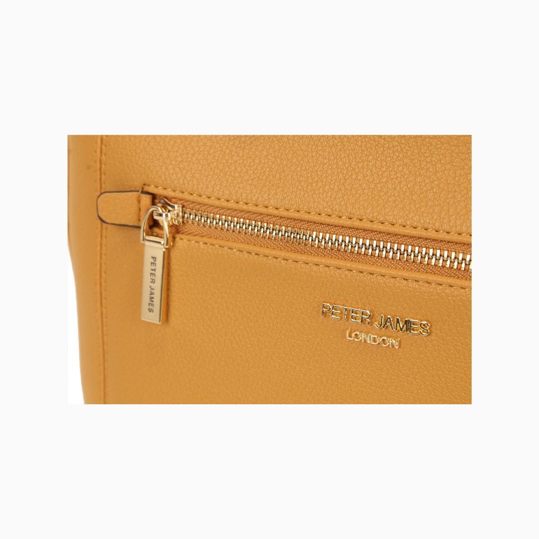 Chester Pebbled Zip Tote: Gold